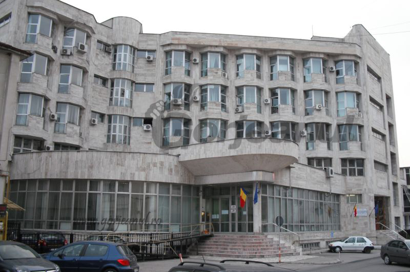 Încasări depăşite şi zeci de inspecţii, realizate de finanţiştii gorjeni