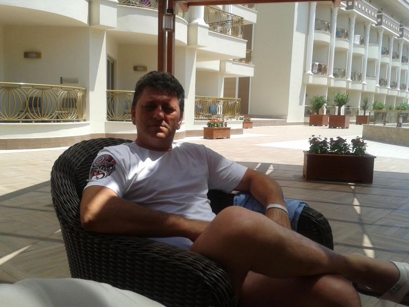 Afacerile „discrete” care-l au ca paravan pe Gigel Capotă, șeful banilor de la SJU