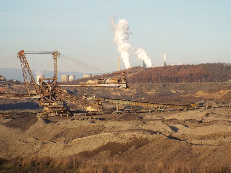 Minerii, care asigură producția de cărbune a CE Oltenia, trec la program de 6 zile