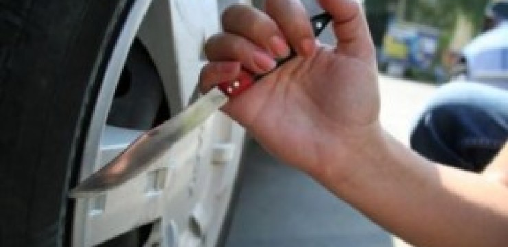 Cauciucuri tăiate la Rovinari