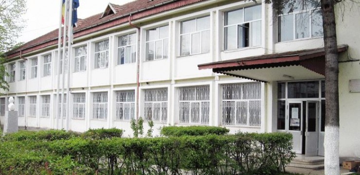 Un nou concurs de creație pentru liceenii gorjeni