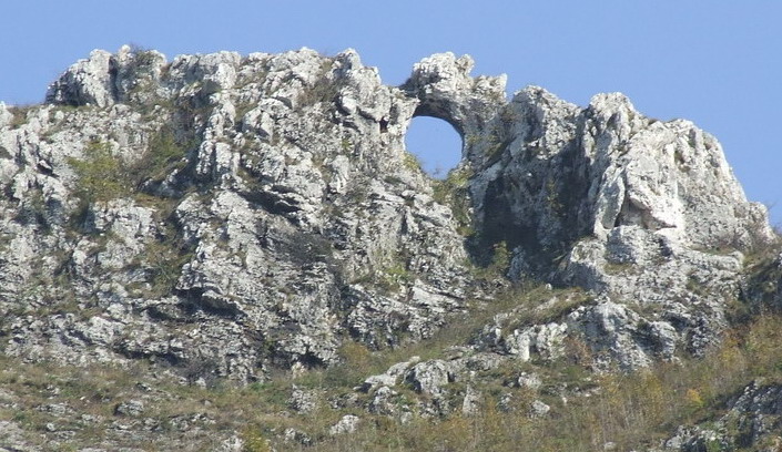 Rămășițele unui om, găsite pe Cheile Sohodolului