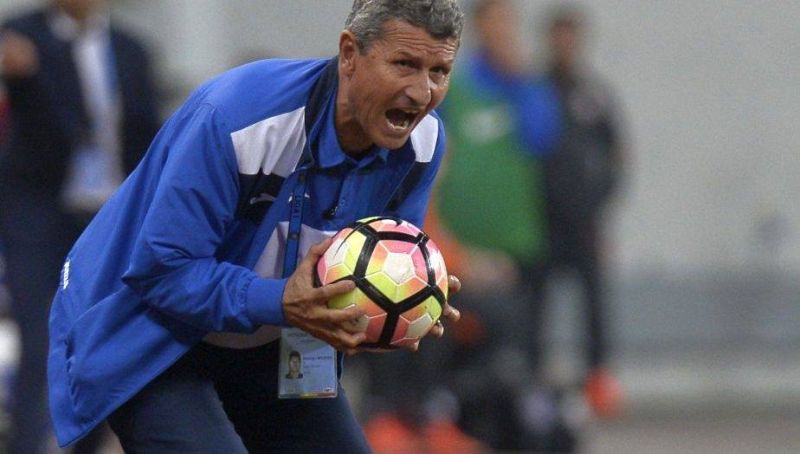 Mulţescu schimbă sistemul în Cupă: “E o situaţie grea”