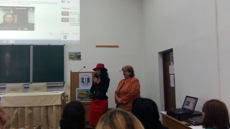 Asistenţii sociali gorjeni şi-au dat întâlnire la Conferința “Promovarea sustenabilității comunității și a mediului”