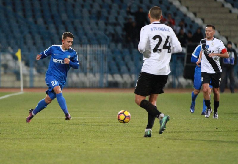 Pandurii caută minunea de Paşti!