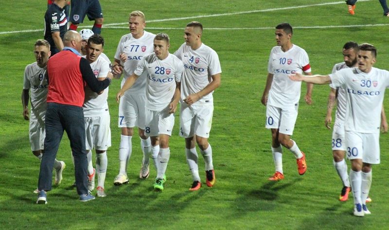 Moldovenii speră că n-au bătut degeaba drumul: “Să aducem ceva în traistă”