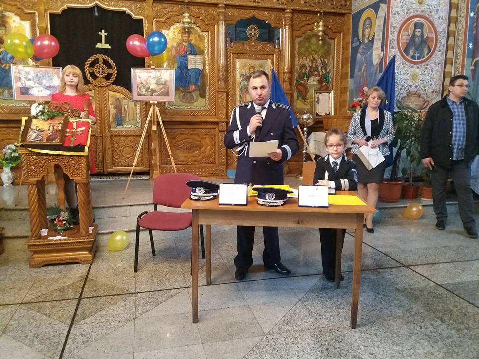 Florin Preda Dochinoiu: „Copiii au reuşit să ducă, din creion, zâmbetul soarelui până la Dumnezeu”