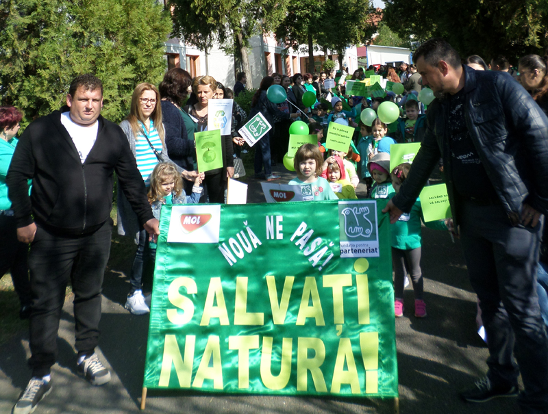 Marș ecologic: „mesaje din suflet de copil!”
