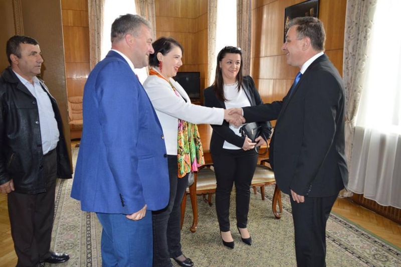 Delegație a Ambasadei Republicii Macedonia în România, în vizită de „înfrățire” la Stoina și Bălănești