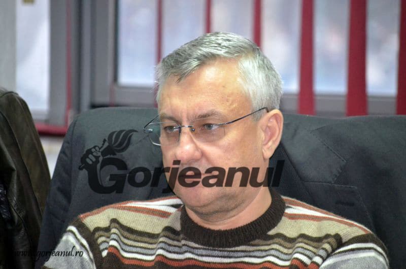 200 de salariați ai CEO din Motru au oprit lucrul! Directorul Antonie, huiduit la cariera Roșiuța după alarmarea lui David