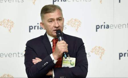 “Consilierul” Dian salvează energia! Cu povești nemuritoare…