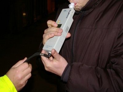 Bucureștean prins la volan în stare de ebrietate, în Gorj