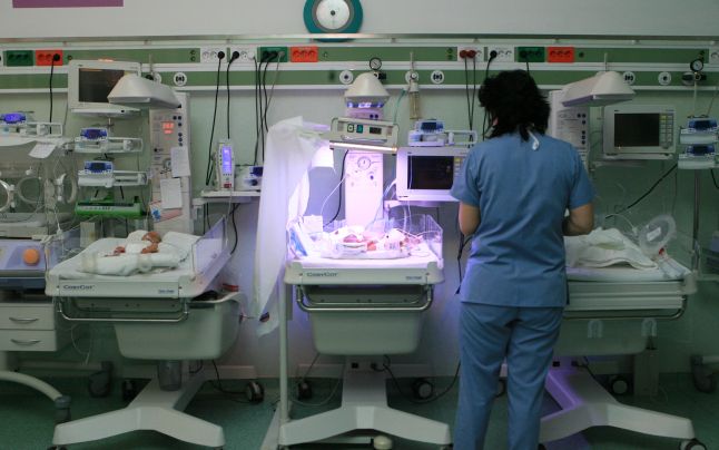 La Târgu-Jiu – Doi băieței au venit pe lume, de Paște