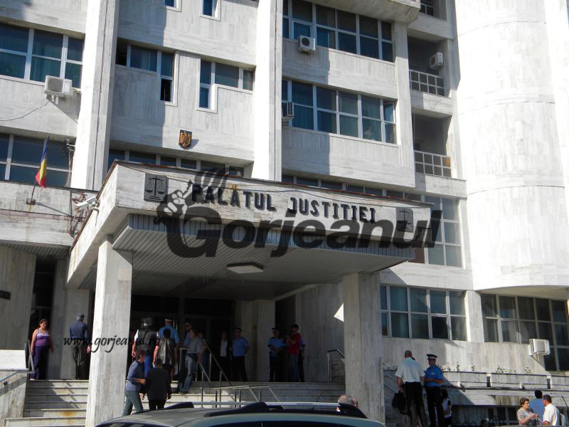 Condamnat după ce a băgat în spital o familie întreagă