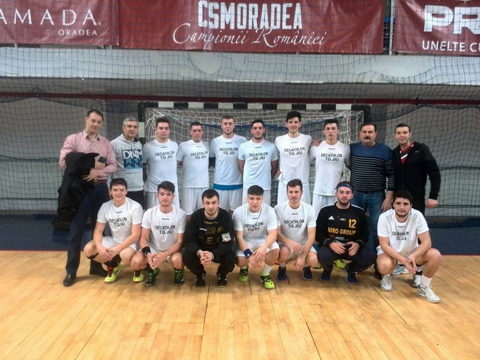 Handbaliştii se chinuie pe final de campionat