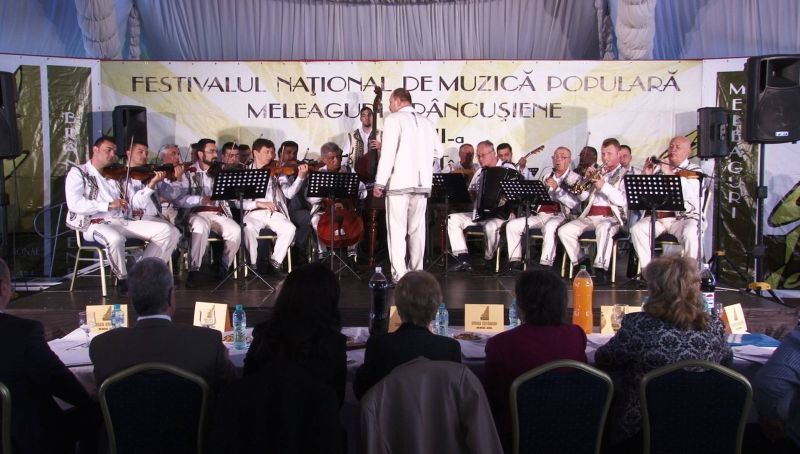 Trofeul Festivalului Naţional “Meleaguri brâncuşiene”, câştigat de o rovinăreancă