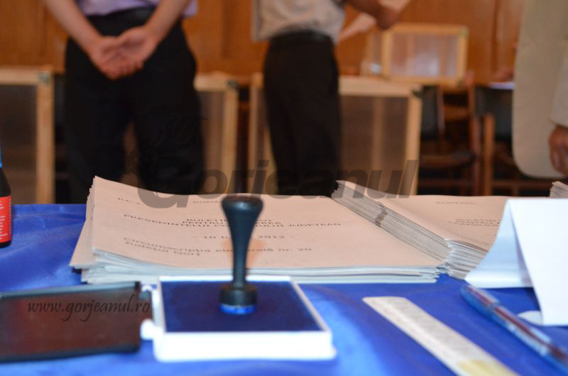 Cursa electorală pentru Primăriile Târgu-Jiu şi Drăguţeşti ia startul sâmbătă