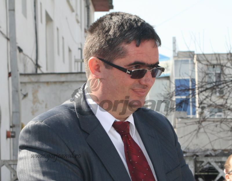 Reclamații pentru directorul “potăilor”! Caragea, acuzat de foștii subalterni de “atentat la siguranța națională”