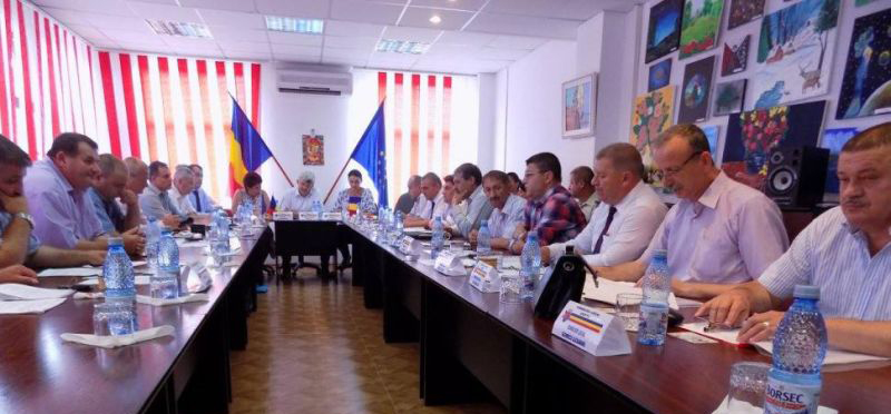 CL Motru a aprobat impunerea taxei pentru comercianți și accesul în oraș a RCS&RDS