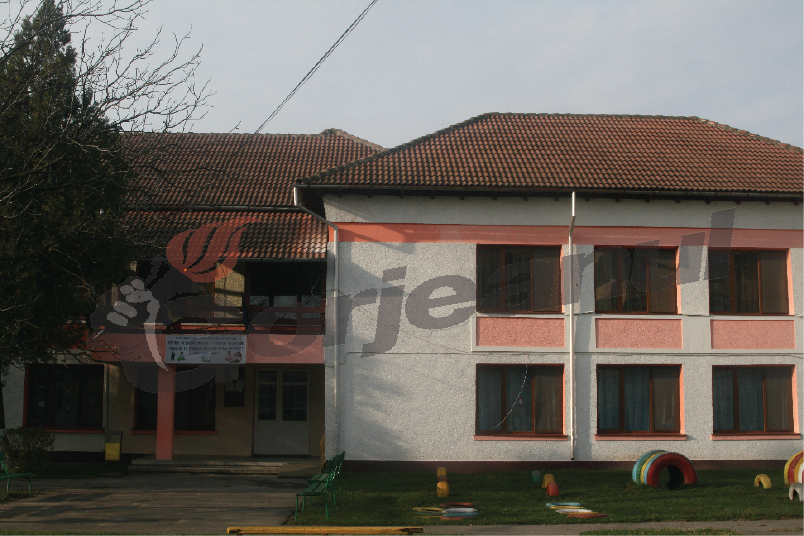 ”Fantezii florale” la Grădinița cu Program Prelungit „Mihai Eminescu”, Târgu-Jiu