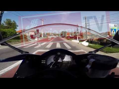 ȘOFER FILMAT RULÂND ÎN GORJ CU PESTE 250 KM/h