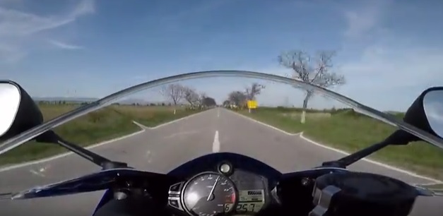 Motociclist filmat în Gorj rulând cu peste 250 km/h