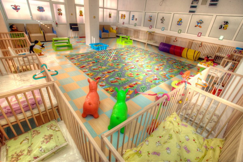 202 paturi, puse la bătaie în creşele din municipiul Târgu-Jiu