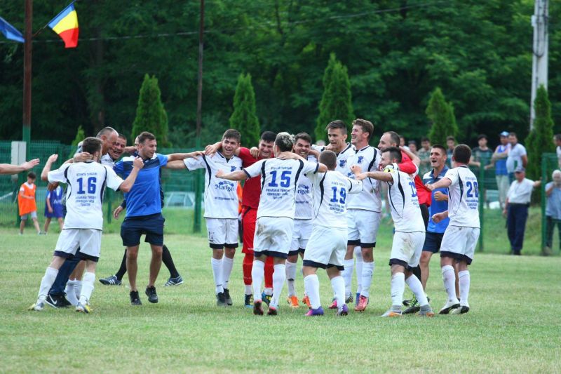 Dubla lui Văcaru duce Cupa la Turceni!