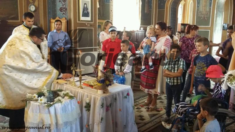 Sărbătoare la CSCCH Târgu-Jiu – Denis Petruț a fost creștinat de ziua lui