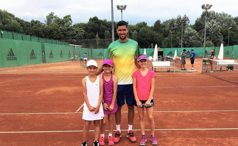Hănescu joacă tenis la Târgu-Jiu