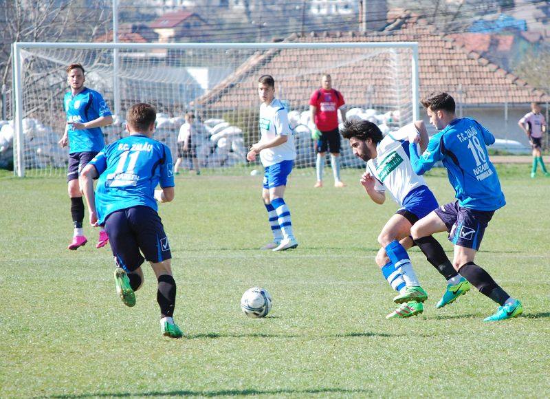 Pandurii transferă din Liga a 3-a