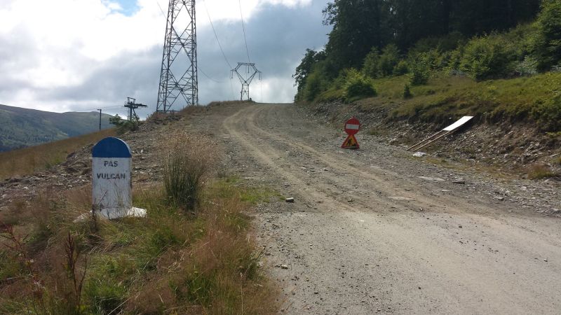 Lucrări la granița Gorjului cu Hunedoara