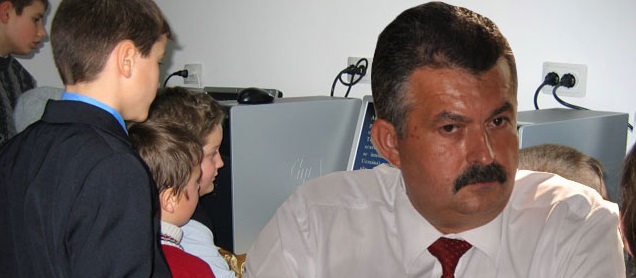 Educaţia…şi Lecţia de viaţă – Interviu cu Inspectorul școlar general, prof. Ioan Ișfan, IȘJ GORJ: “Toată viaţa mea am îndemnat copiii şi tinerii să înveţe carte”