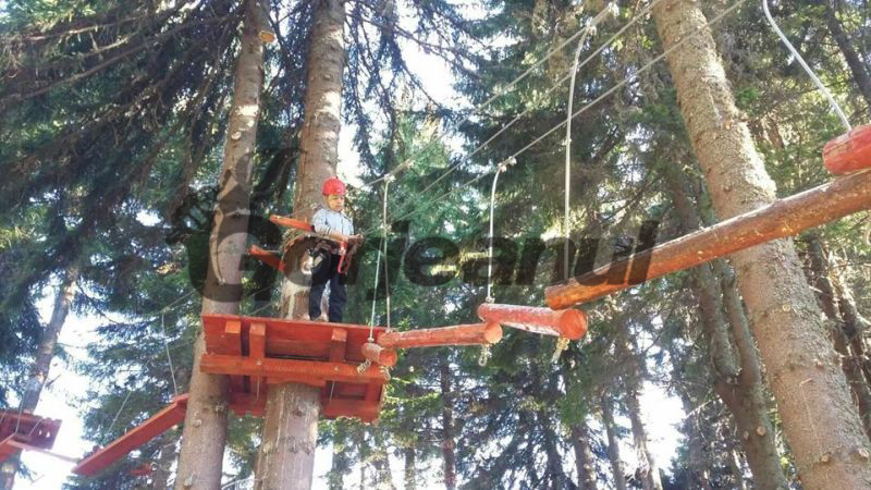 Parc Aventura, “magnet” pentru turiștii din Rânca