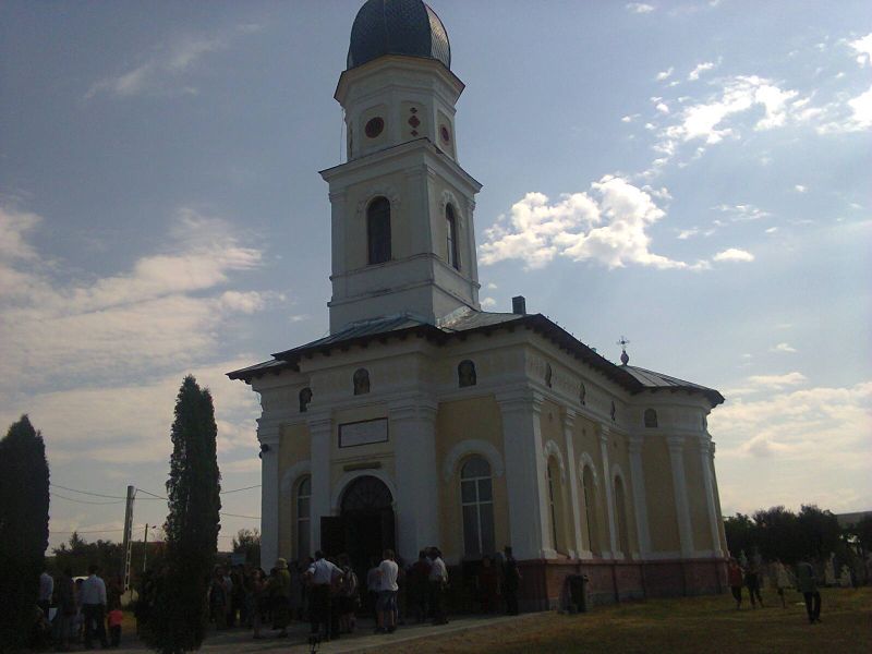 Sfinţire Arhierească la Biserica din Parohia Scoarţa, Protopopiatul Târgu-Cărbunești, Gorj!