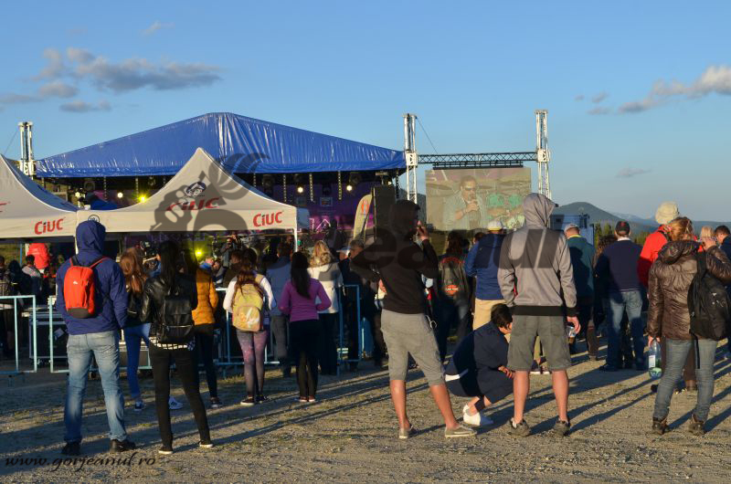 Kempes, Vunk, Krypton și Vița de Vie i-au pus în mișcare pe spectatorii festivalului RockFest Transalpina