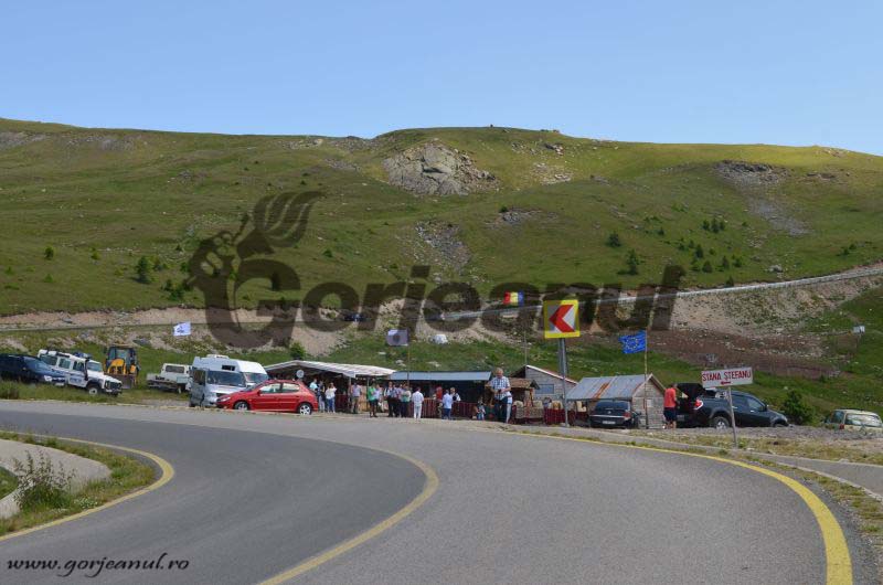 Drumul Regelui, „magnet” pentru turişti