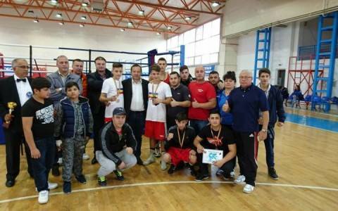Bani pentru Campionatul Naţional de Box!