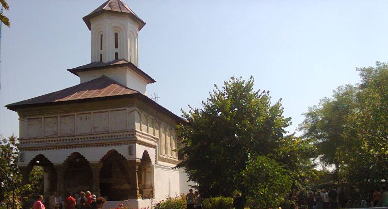 Sărbătoare Arhierească de ziua Hramului Mănăstirii «Cămărăşeasca», Tg. Cărbuneşti