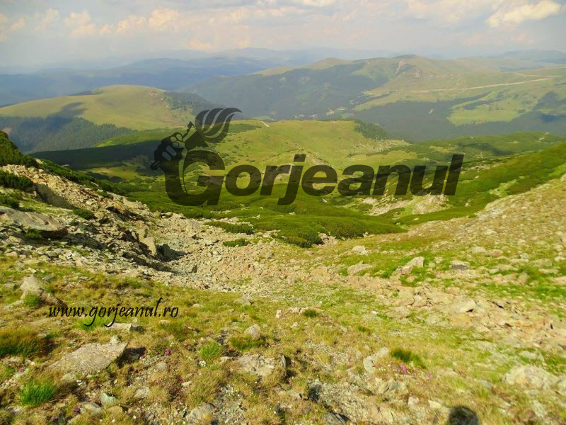 Traseele din Masivul Parâng, redescoperite cu Ştafeta Munţilor