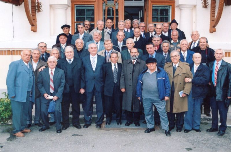 Elevii claselor a X-a de la Liceul nr.3 Târgu-Jiu își dau întâlnire la 60 de ani de la finalizarea cursurilor