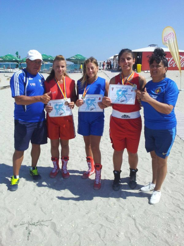 Încă 3 medalii la box!