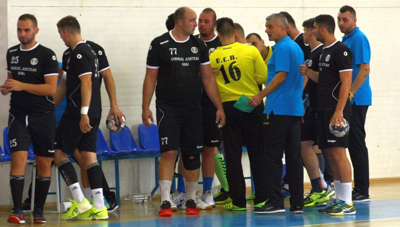 “Universitarii” rămân concentraţi după prima victorie