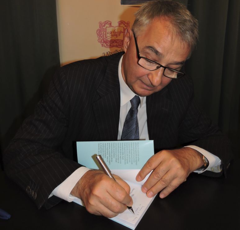 Educaţia…şi Lecţia de viaţă – Interviu de suflet, cu un prieten şi un coleg – “Doresc să le transmit gorjenilor un mesaj privind semnificaţia publicării acestei cărţi, pentru realitatea din ţara noastră”
