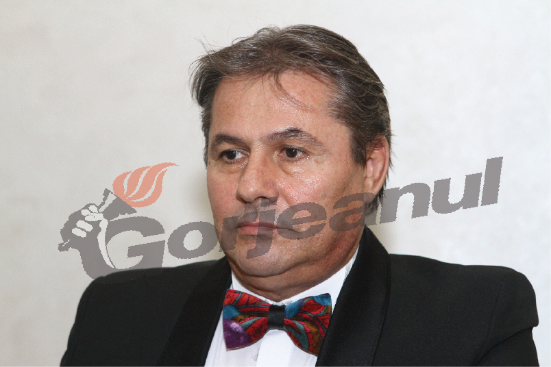 Între ficțiune și adevăr, foiletonul literar