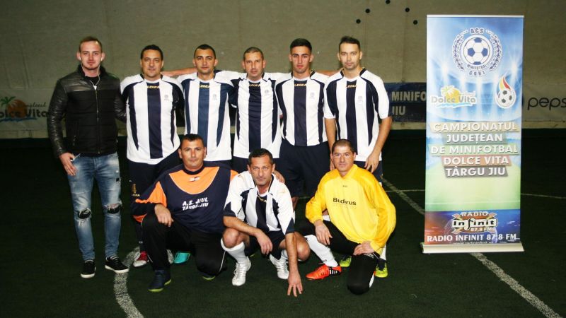 Jandarmii gorjeni, buni la minifotbal!