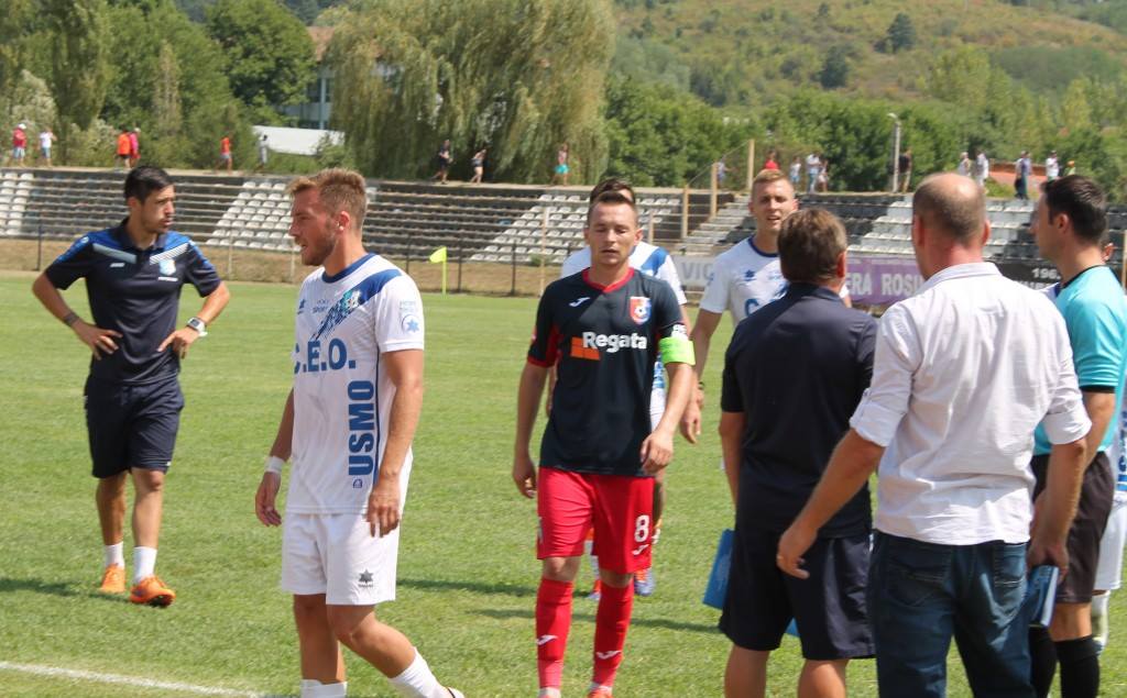 Pandurii par victime sigure la Târgovişte!