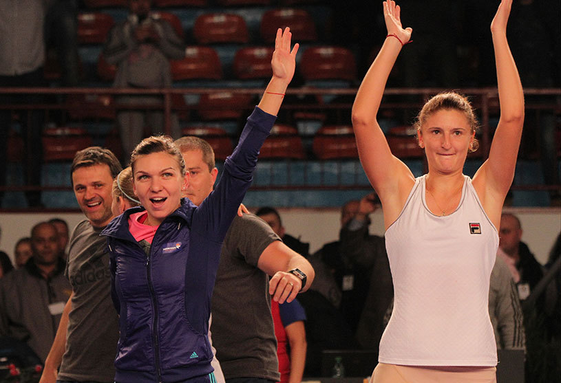 Semifinală românească în China