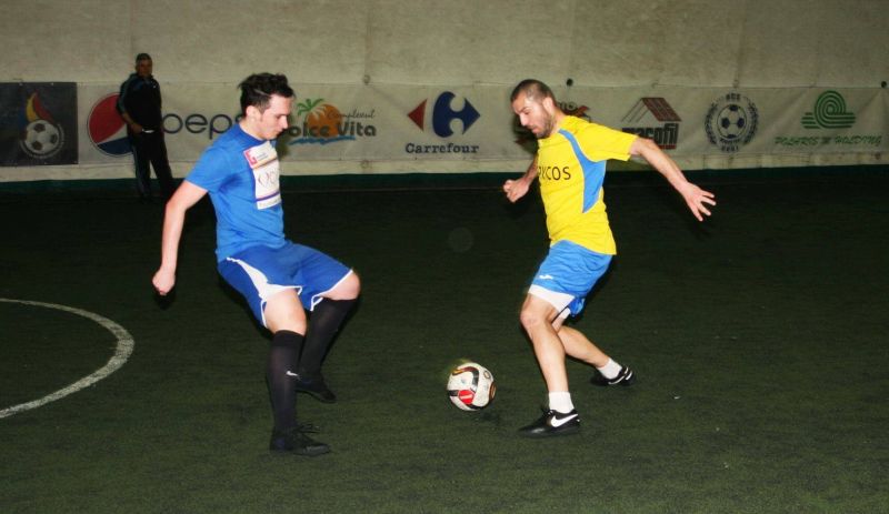 Derby-uri, din plin, la minifotbal