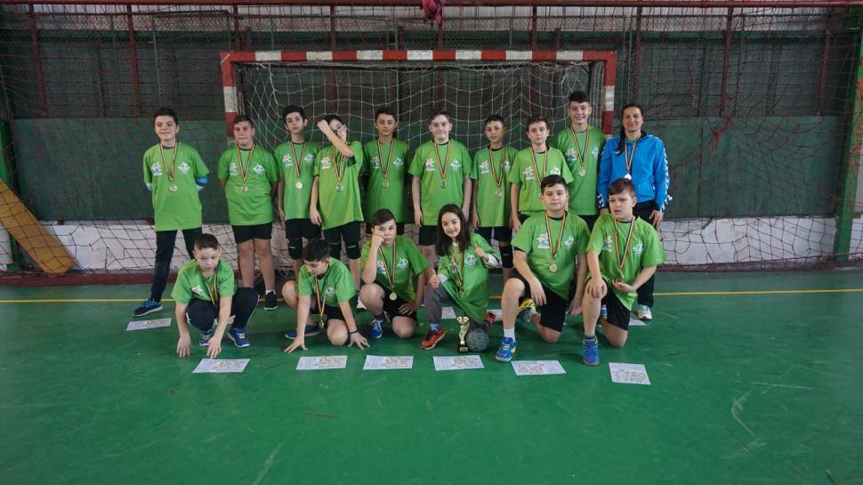 Două succese pentru handbaliştii de la LPS